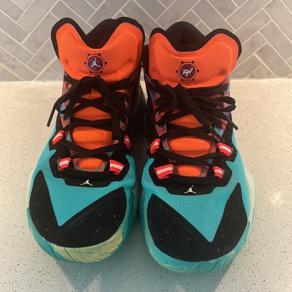 Zion Jordan 1s - size 13 - Picture 2 of 7